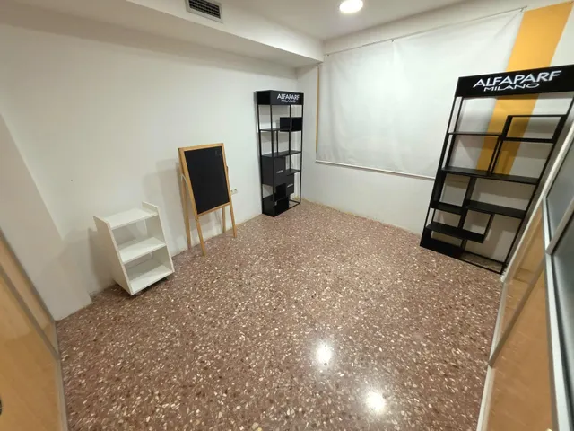 LOCAL EN VENTA SITUADO EN LA RONDA MIJARES DE CASTELLÓN — 20