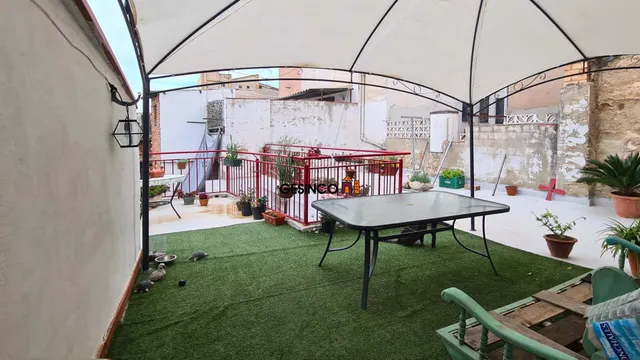 CASA REFORMADA EN VENTA EN ONTINYENT — 24