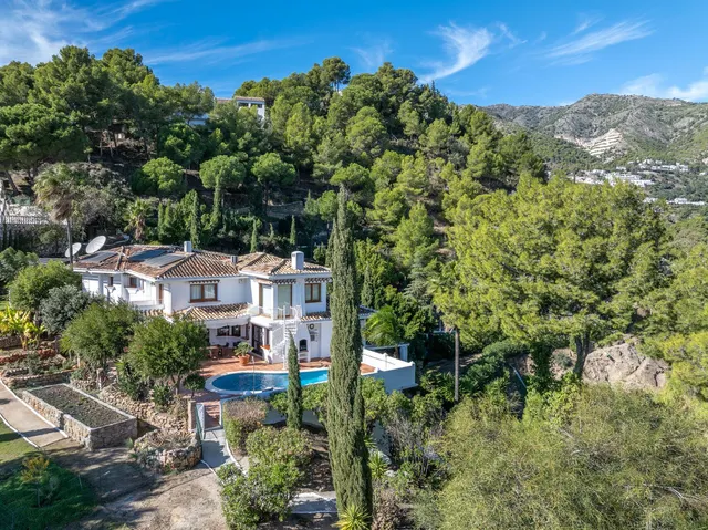 Chalet 5 habitaciones 569m² en venta - Riviera del sol — 44