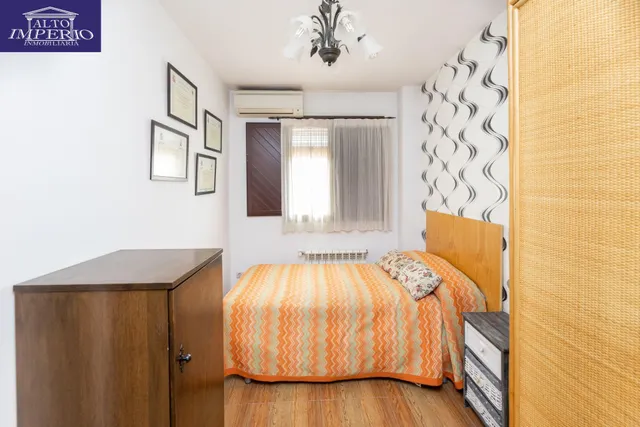 VIVIENDA PAREADA EN MONTELUZ — 35
