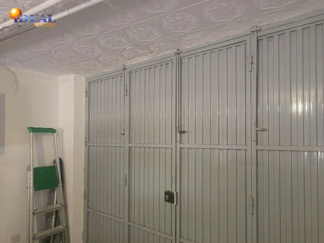 CASA CON GARAJE EN EL CENTRO DE LANJARÓN — 22