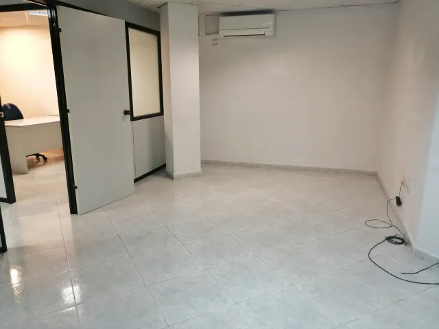 ¡¡¡¡¡¡  AMPLIO LOCAL ESQUINERO  EN CAN BORRELL !!!! — 11