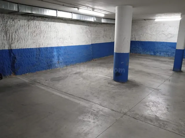 PARQUING EN LA CALLE DOEDES - foto 4