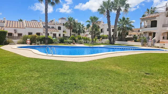 Casa 2 habitaciones 97m² en venta - PAU 8 — 20