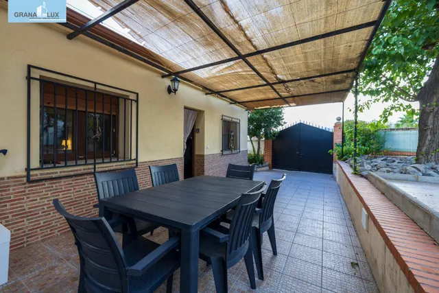 Casa 2 habitaciones 68m² en venta - Otura — 18