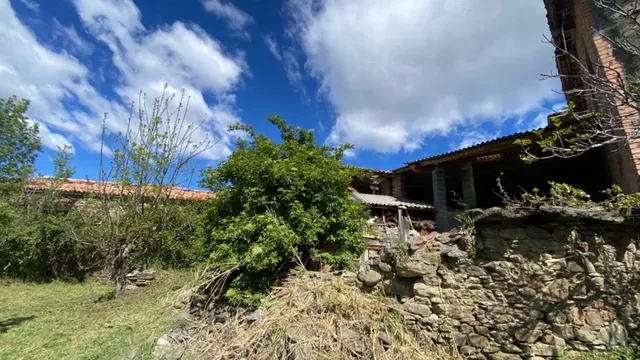 Gran Casa  para rehabilitar en pueblo tranquilo del pirineo — 34