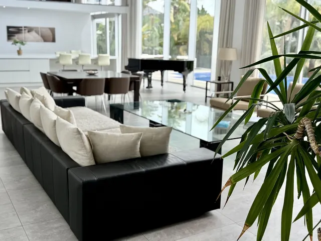 Chalet 3 habitaciones 355m² en venta - Costa del Sol — 10