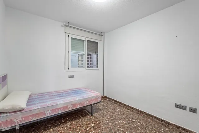 PISO CON GARAJE EN ALBOLOTE — 15