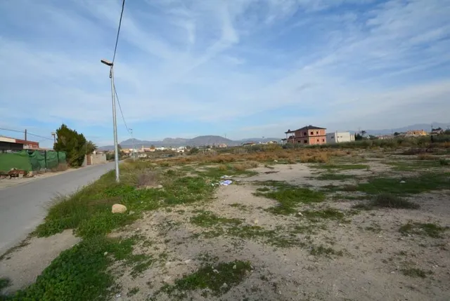 Parcela urbanizable (casco urbano) ¡¡ PRECIO REBAJADO !! — 2