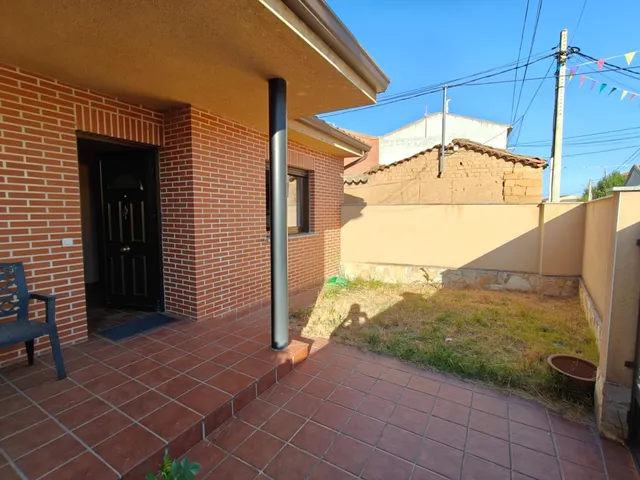 Chalet a la venta en San Morales — 3
