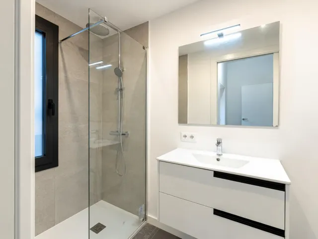Agencia Inmobiliaria en Barcelona. Estudio en venta en el Congres — 19