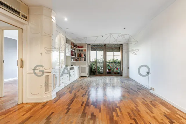 Piso a la venta junto a la plaza del ayuntamiento — 6