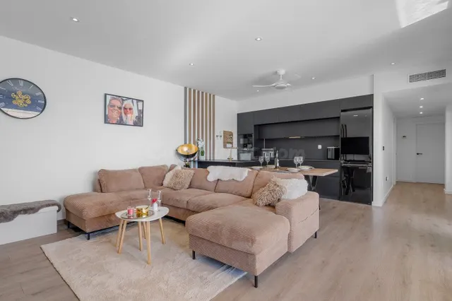 VILLA DE 4 DORMITORIOS Y 2 BAÑOS EN FORTUNA (MURCIA) — 18
