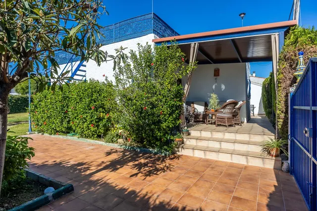 URBANIZACIÓN LA PONDEROSA — 3