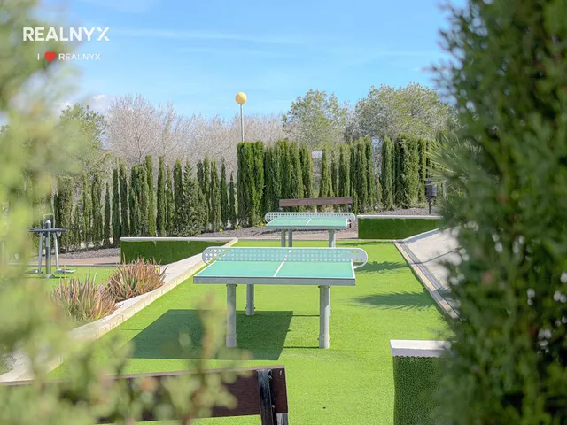 Dream Hills! Encantador Bungalow listo para entrar a vivir en urbanización exclusiva con preciosas zonas verdes y piscina comunitaria — 34