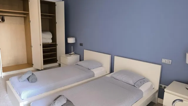 Villa de Lujo 5 habitaciones 111m² en alquiler - Plaza de toros — 42