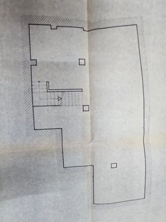 OPORTUNIDAD!!! SE ALQUILA LOCAL DE 250 M2 EN PLENO CENTRO - foto 3