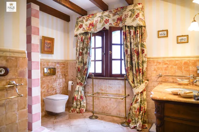 Finca rústica con espectacular casa con piscina y jardín mediterráneo en Consell, mallorca. — 12