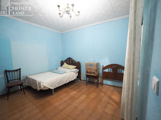 Amplia Casa en Venta para Reformar en Tomelloso - Calle Doña - foto 4