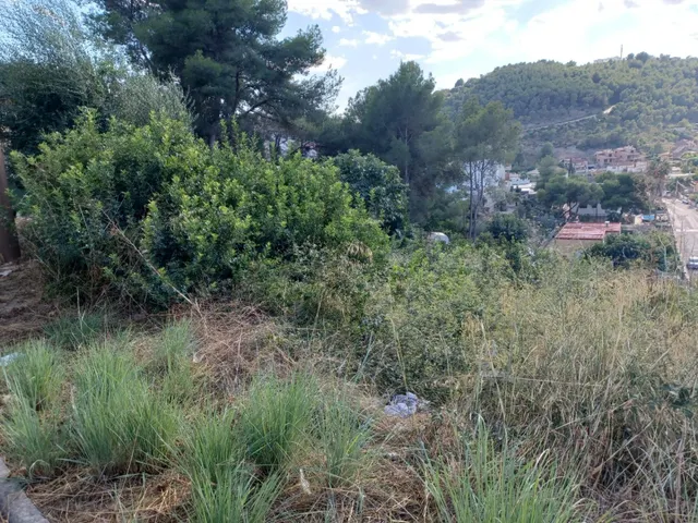 PARCELA EN VENTA DE 832 M2 EN CASTELLET I LA GORNAL URB.LOS ROSALES — 13