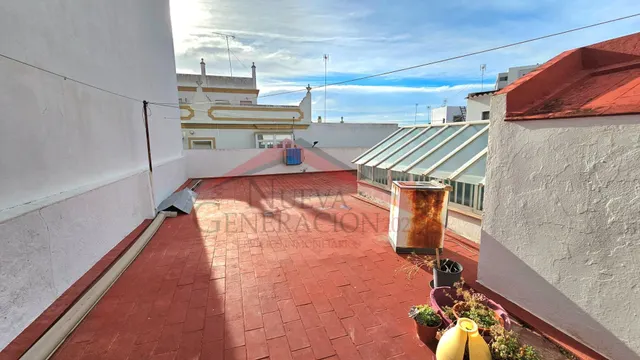 Casa con azotea. — 29