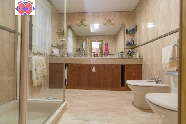 0110 Chalet en Zona Residencial, El Romeral. — 32