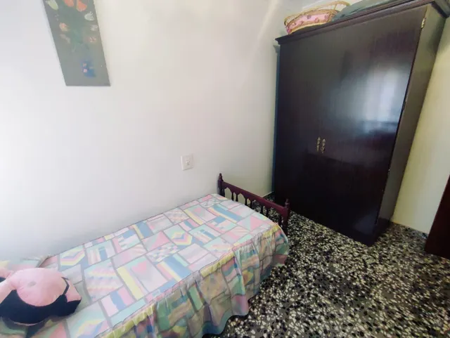 CASA EN ONDA DE DOS PLANTAS MAS TERRAZA — 30