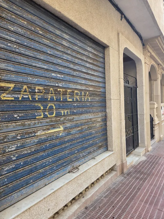 Local comercial 135m² en venta - Pueblo