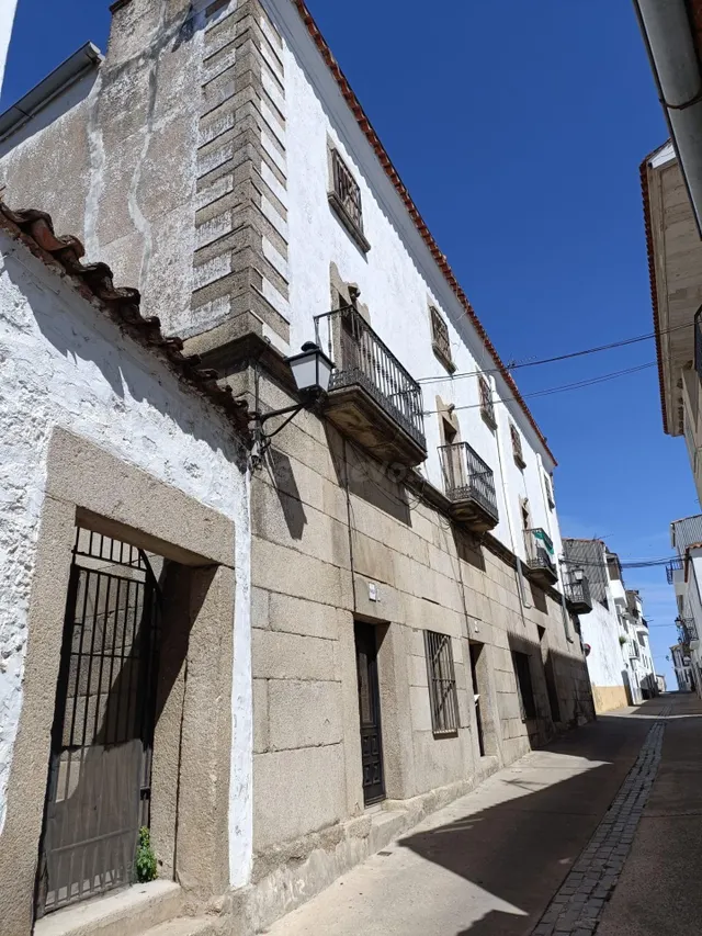 🌟 GRAN OPORTUNIDAD – EDIFICIO ÚNICO Y SINGULAR DEL SIGLO XIX - foto 2