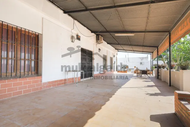 HOSTAL-RESTAURANTE EN SAN BENITO - LEBRIJA - foto 3