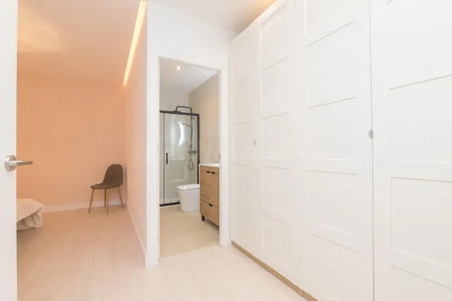 VIVIENDA RECIÉN REFORMADA EN VENTA CALLE CORREDORA · ELCHE — 2