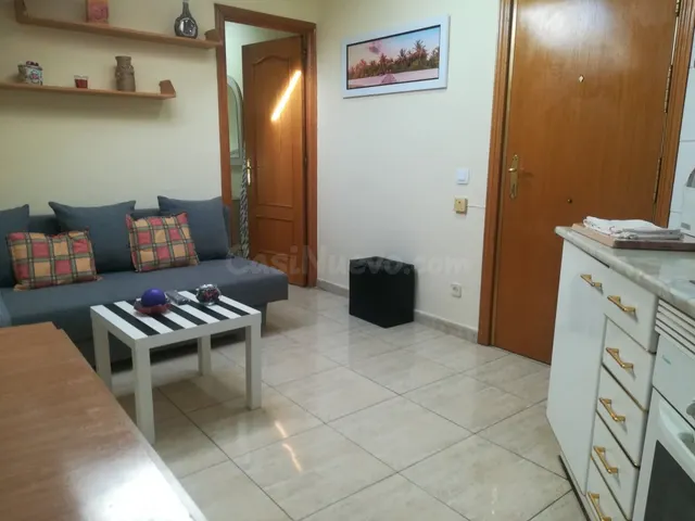 Apartamento con encanto junto a Sol · Sexta planta con ascen - foto 2