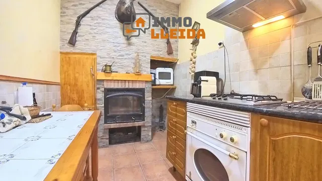 OPORTUNIDAD Casa adosada en Ivars de Noguera — 7