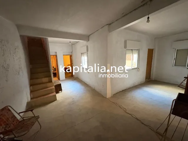 ESTUPENDA CASA A LA VENTA EN MANUEL — 24