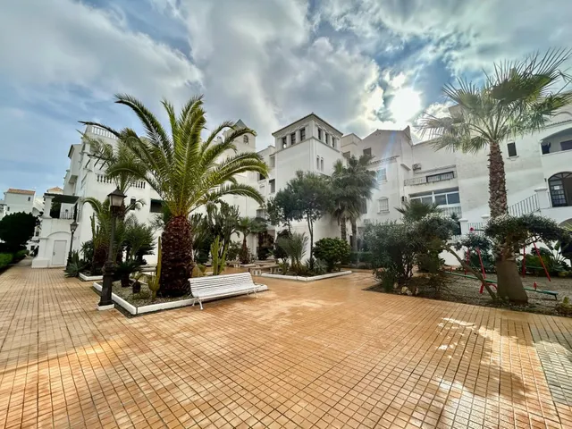 Exclusivo ático dúplex con solárium y vistas al mar en la Ur