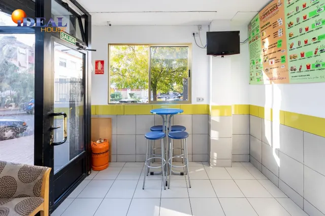 VENTA DE LOCAL EN URBANIZACION PARQUE NUEVA GRANADA (GRANADA) — 7