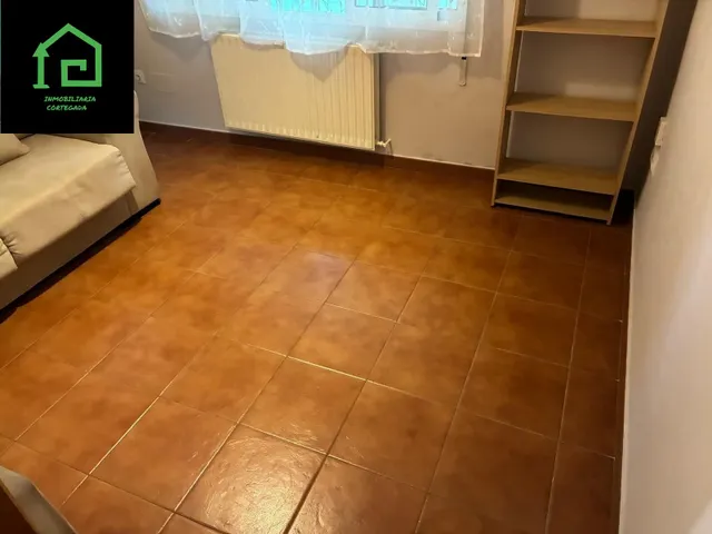 PISO CON TRASTERO CERCA DEL CENTRO COMERCIAL — 12