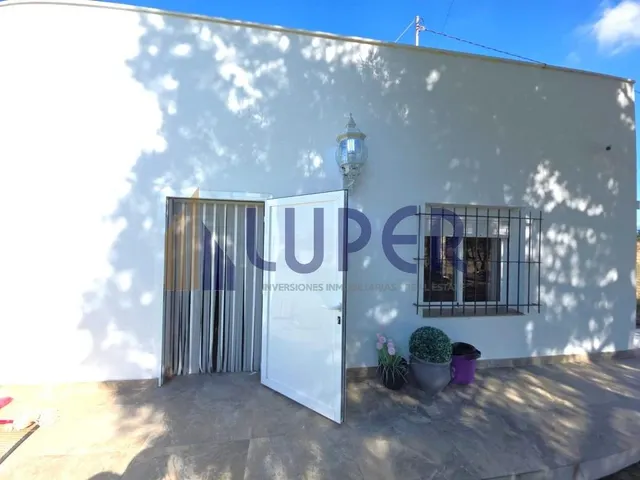 Luper ofrece en alquiler casa con parcela en san vicente, zona polideportivo — 14