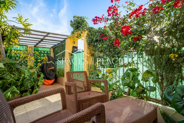 Casa de 3 plantas con magnifica terraza — 41
