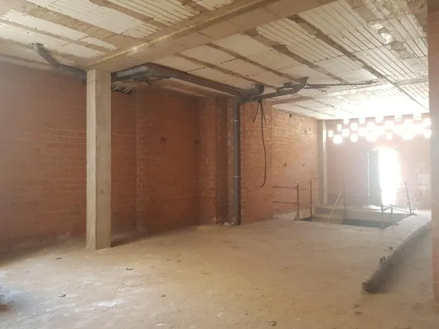 LOCAL EN VENTA EN CALLE ESCRIBANO — 3