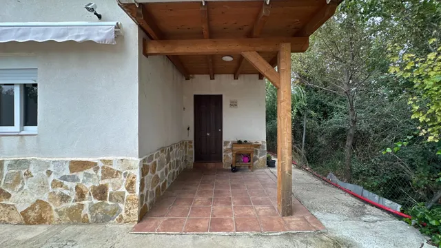 Finca rústica con placas solares y pozo en Garrapinillos, Zaragoza. — 11