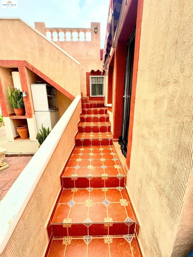 Villa con piscina-1285LM — 34