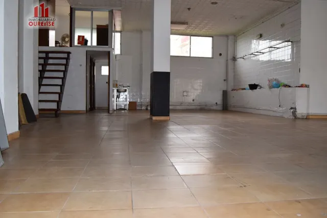AMPLIO LOCAL COMERCIAL EN VISTA HERMOSA — 4