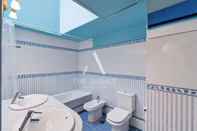 Dúplex exclusivo junto al Parque del Retiro con piscina, jardín y garaje — 34