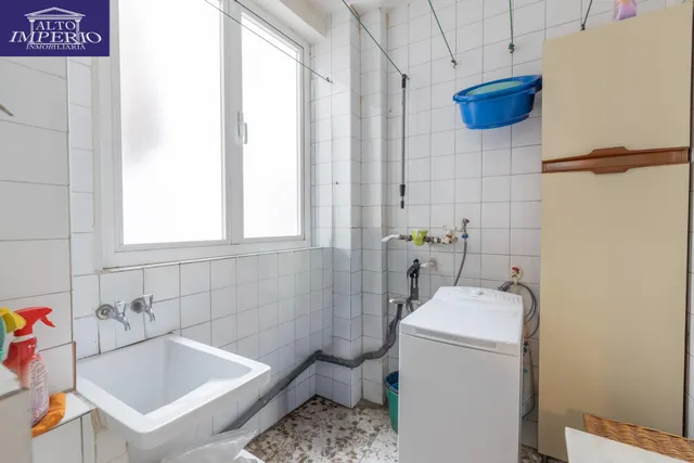 Amplia vivienda en pleno centro de Granada — 38