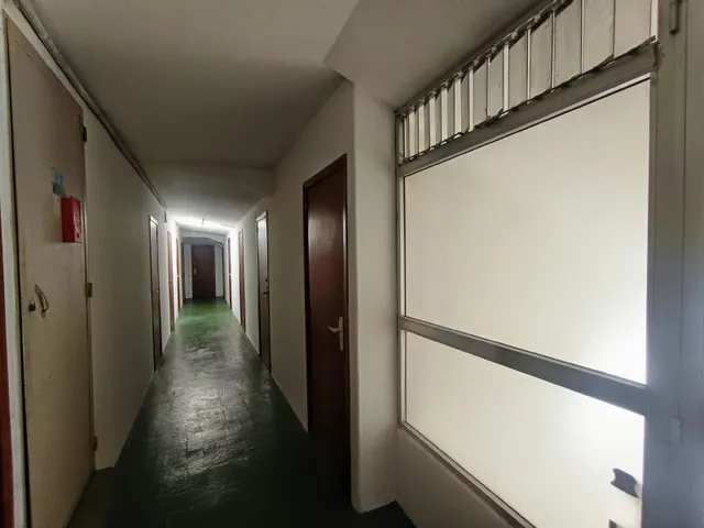 Oportunidad en Pontevedra centro con ascensor y exterior — 24
