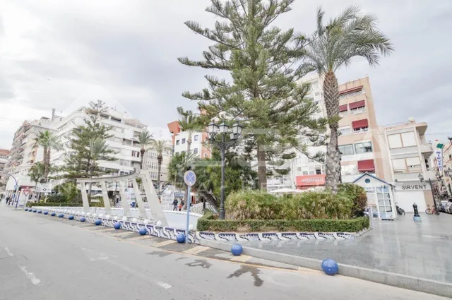 SE ALQUILA AMPLIO TRASTERO – PLAYA DEL CURA. Calle Ramón Gallud 200, en Torrevieja — 27