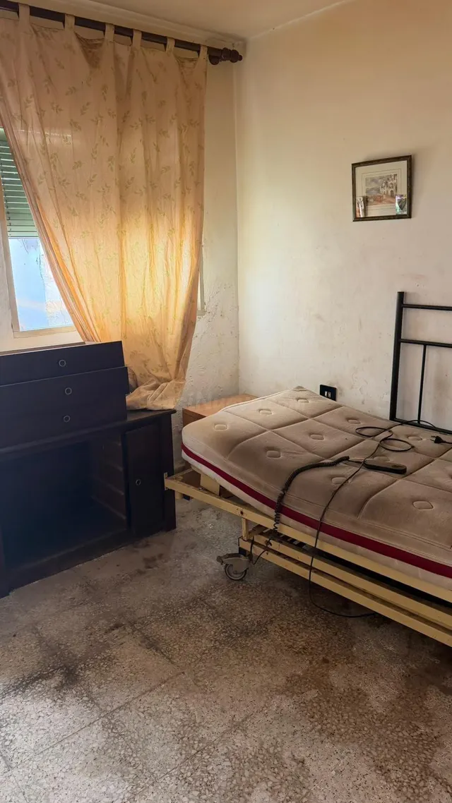 Oportunidad Única en Pedregalejo: Casa a Pasos de la Playa por €299,999 — 3