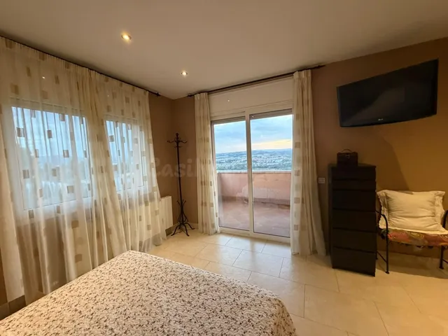 CASA MUY SOLEADA EXCELENTES VISTAS - foto 5