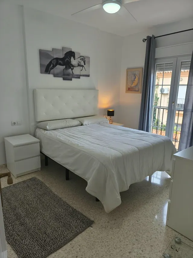 Casa pareada con piscina privada en zona tranquila — 18